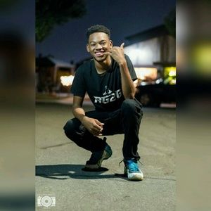 Meet your Posher, Deonte'